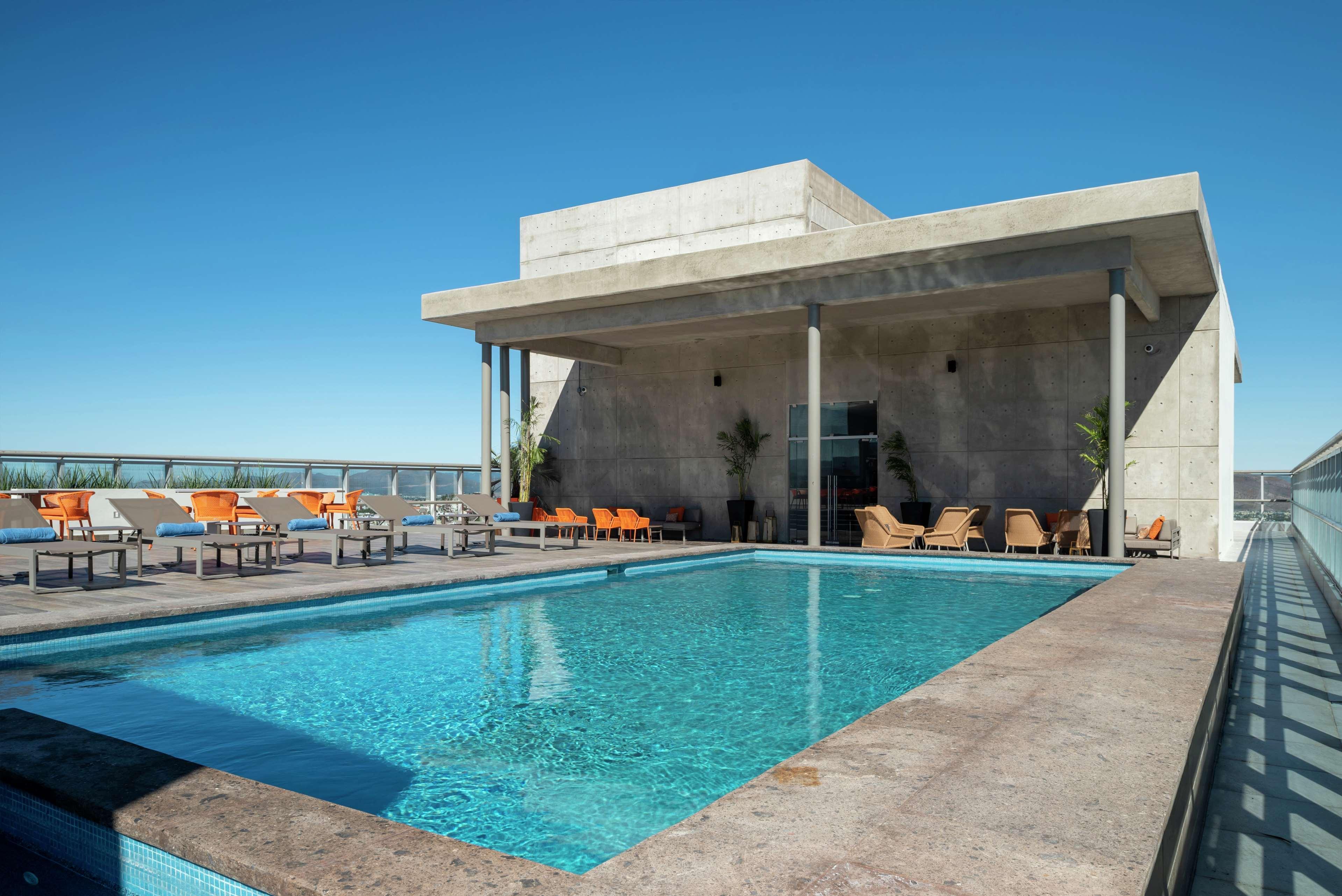 Hilton Garden Inn Chihuahua Exterior photo