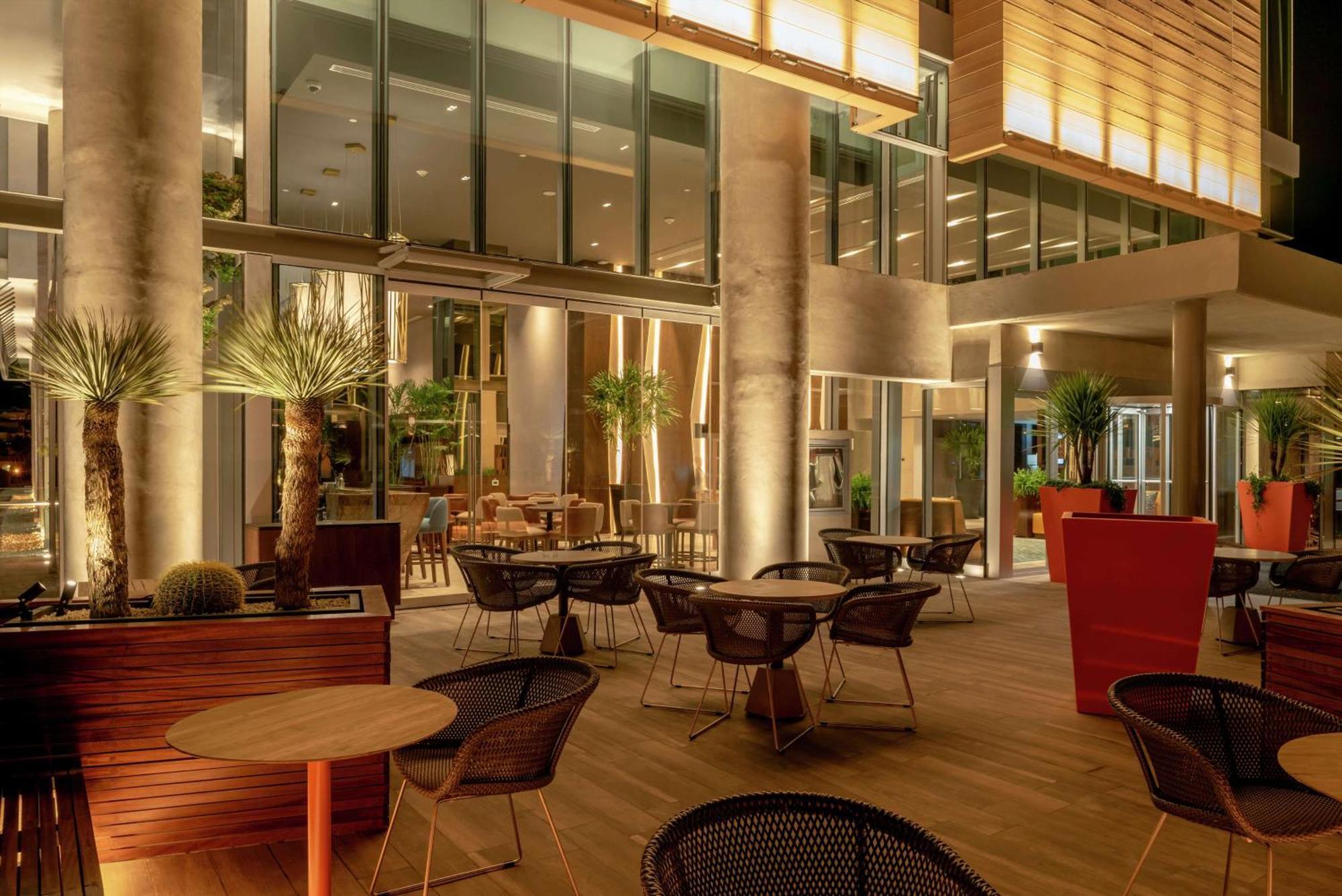 Hilton Garden Inn Chihuahua Exterior photo